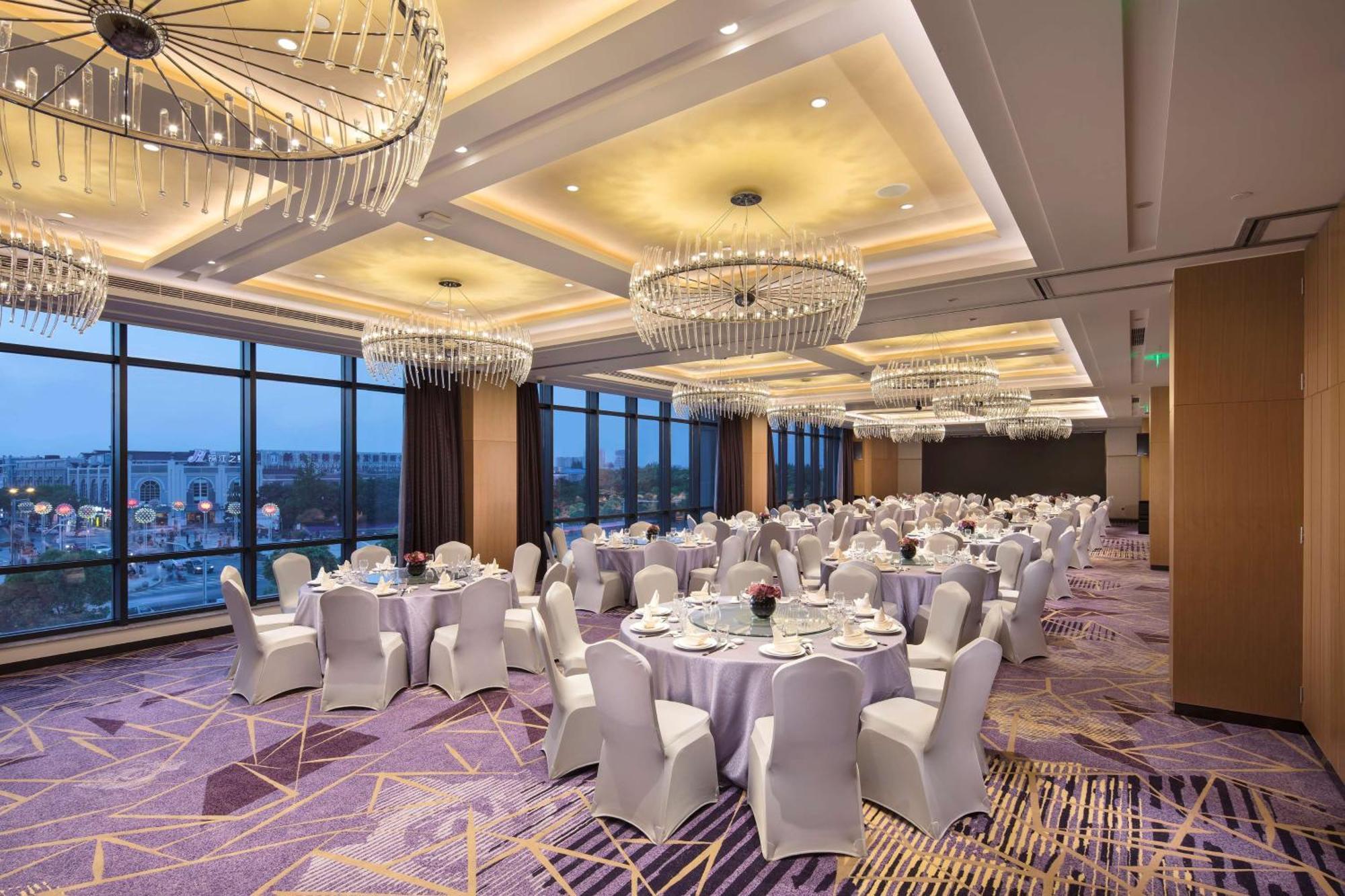 Hilton Garden Inn Shanghai Hongqiao Necc Екстер'єр фото